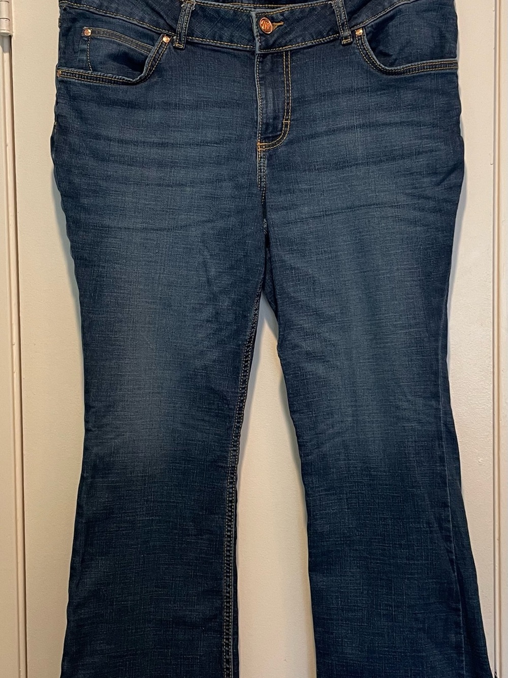 Wrangler Women's Bootcut Jeans in Dark Blue